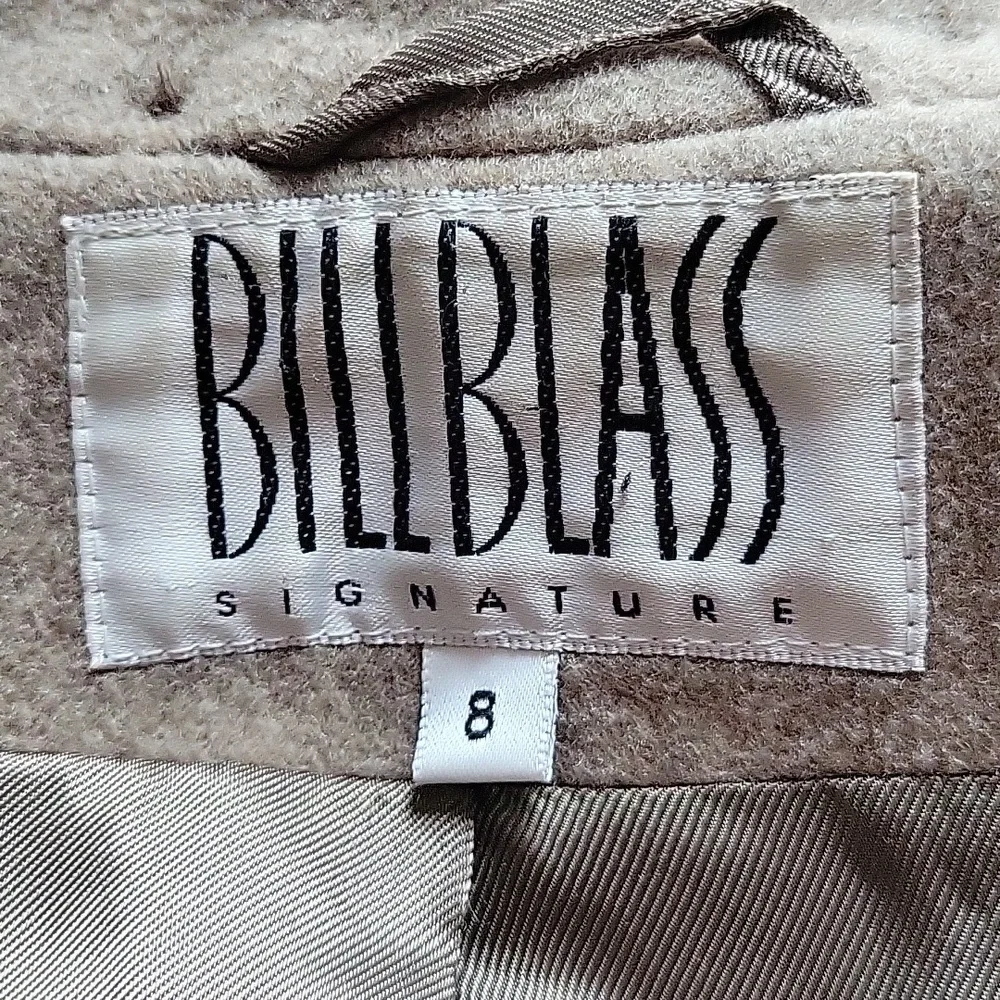 Vintage Lambswool and Cashmere Blend Coat with Fox Fur Collar - Picture 10 of 14